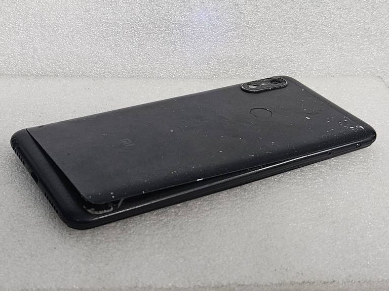 Купить Xiaomi Redmi Note 6 Pro 3/32GB Black Б/У