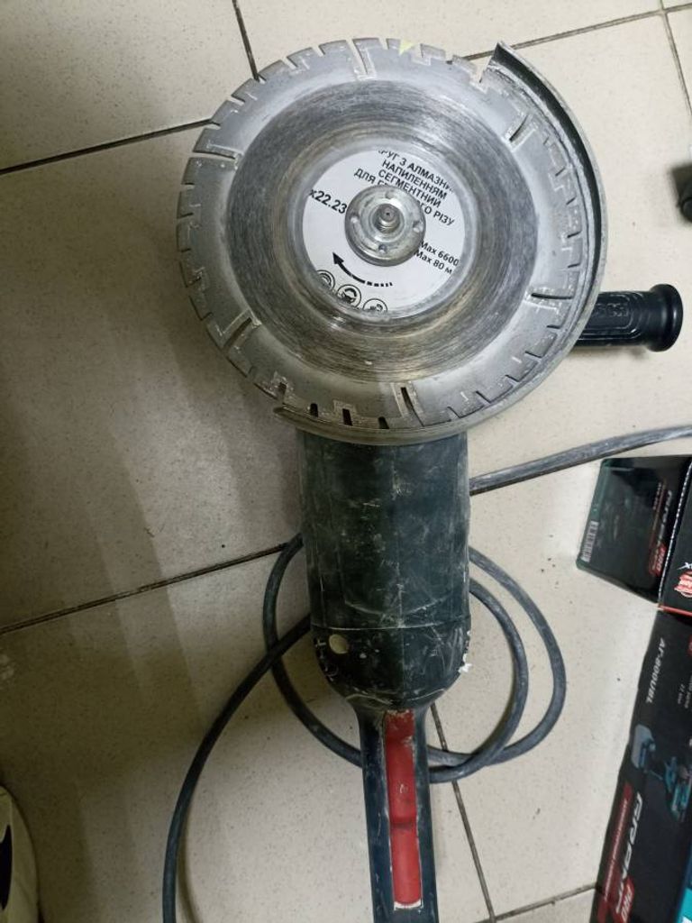 Дешиво Bosch gws 2200 с ломбарда