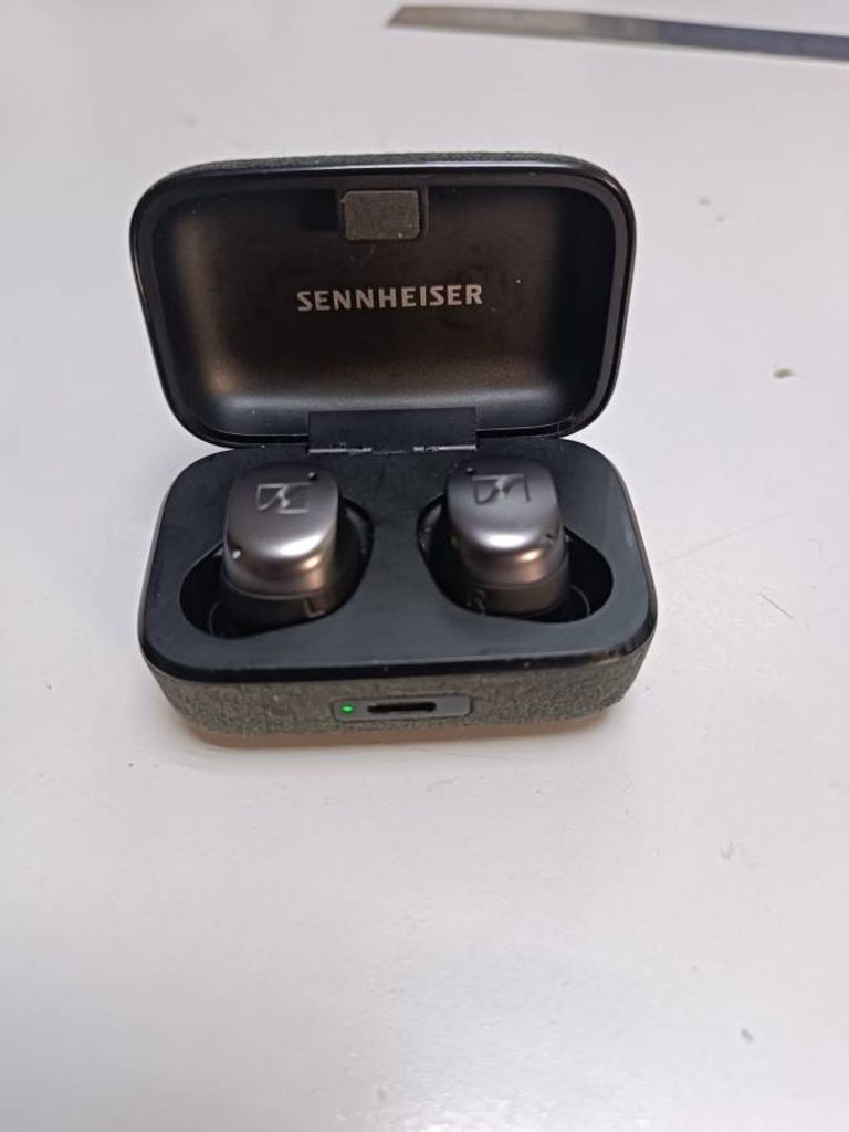 Купить Sennheiser momentum true wireless 3 Б/У