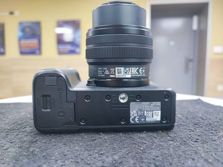 Sony zv-e1 kit 28-60mm Код:01-200458218. Зображення 7