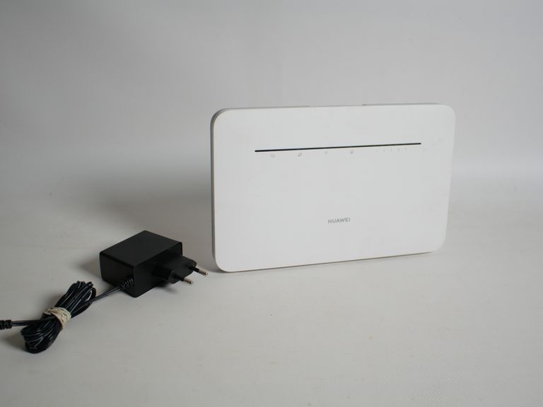 4G LTE WiFi роутер Huawei B535-232a 300 Мбіт/с інтернет без світла