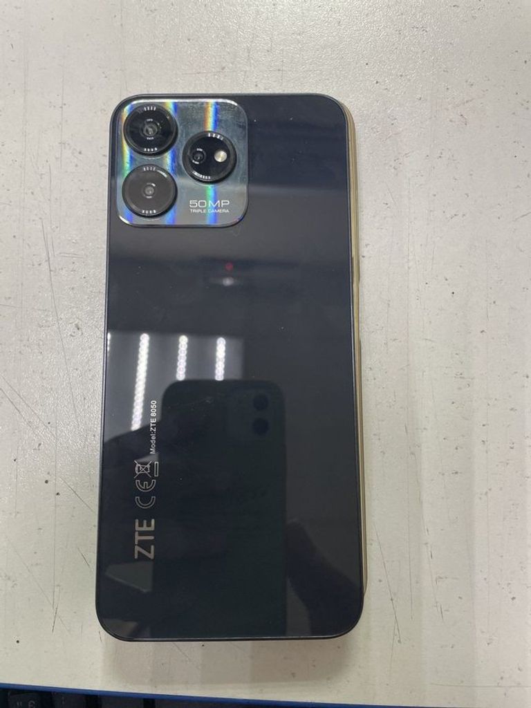 Купити Zte Blade V50 Design 8/128GB Black Б/У