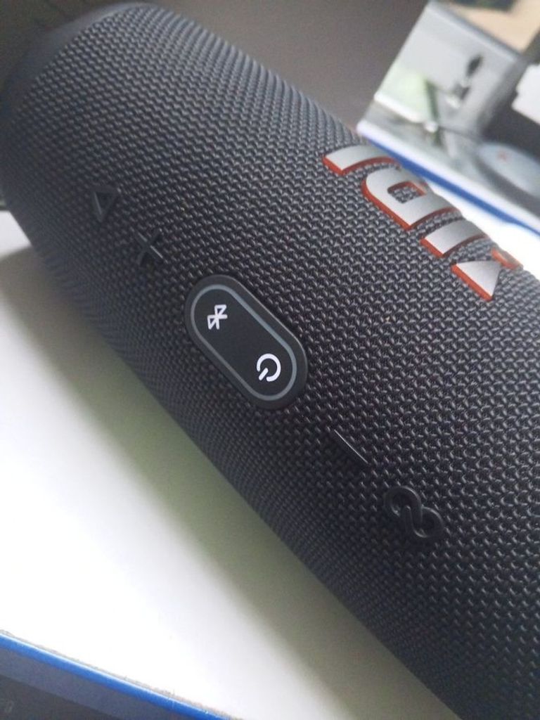 Дешево Jbl charge 5 wi-fi з ломбарду