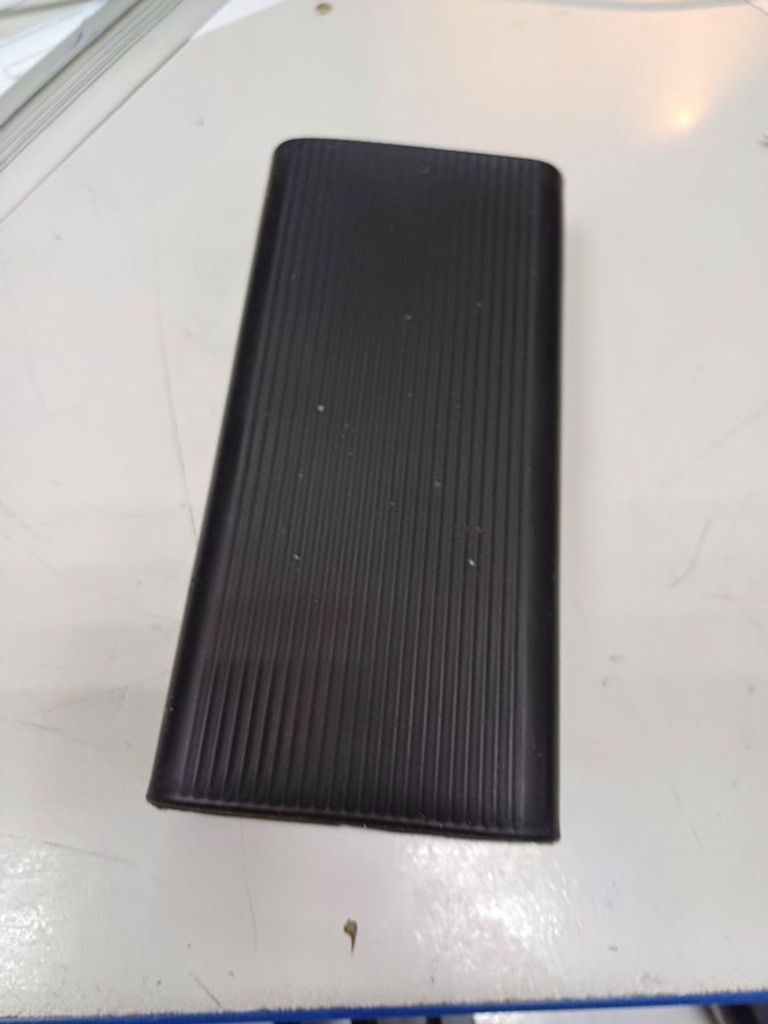 Купити Realme plm06zm 20000 Б/У