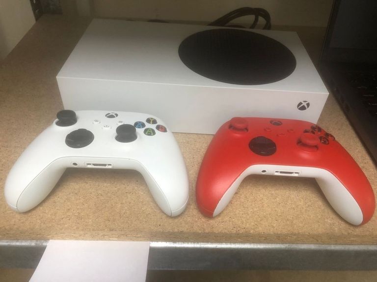 Распродажа Microsoft Xbox Series S 512GB (889842651386), продавец Техноскарб