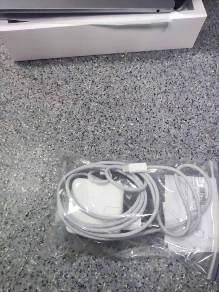 Apple MacBook Air 13,6" M3 2024 Silver (MXCT3) Код:01-200605038. Изображение 5