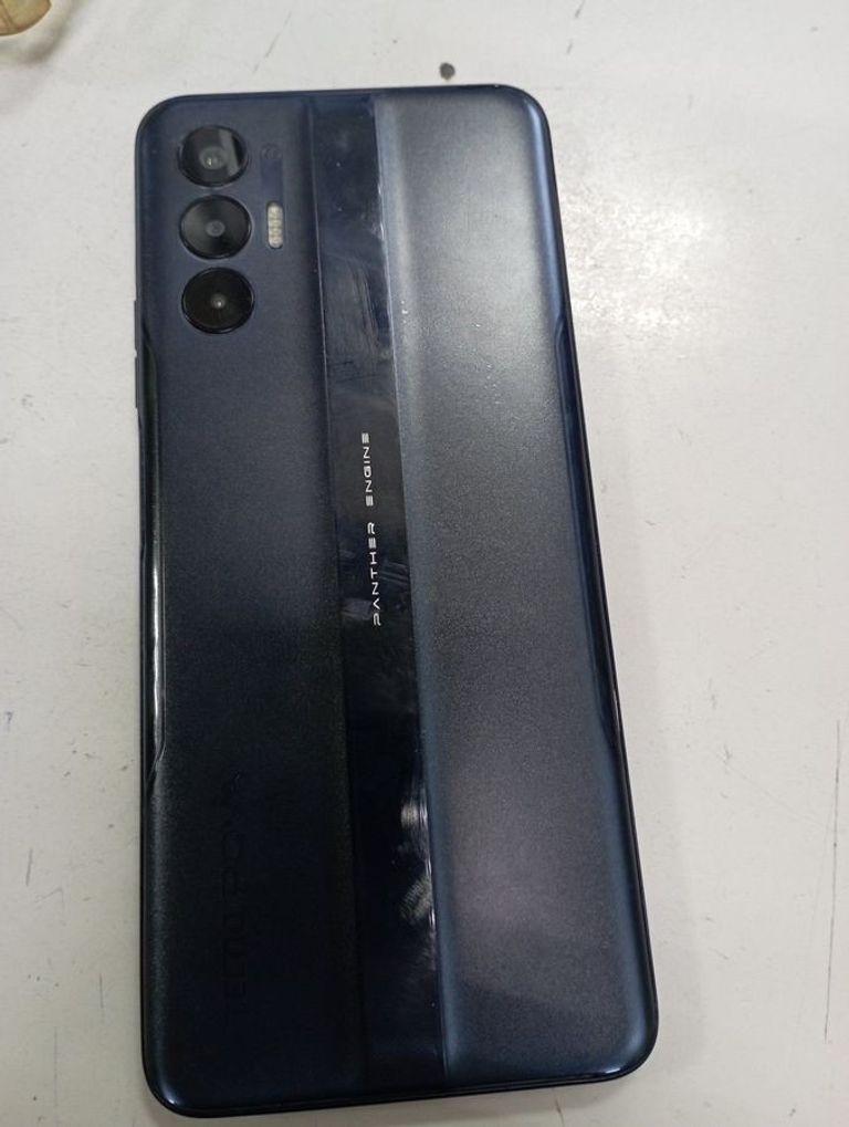 Розпродаж Tecno pova 3 lf7n 6/128gb, продавець Техноскарб
