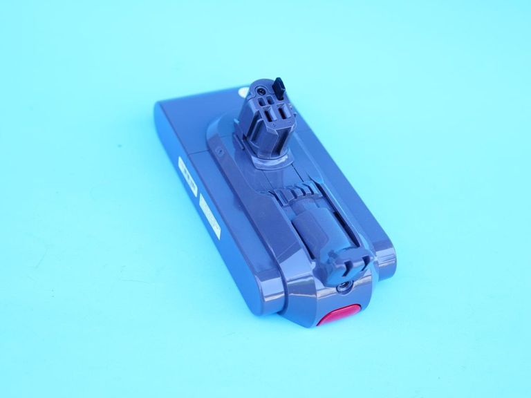 Дешево Dyson V11 (SV15, SV17, SV28), V15 (SV22, SV47) Новий. з ломбарду