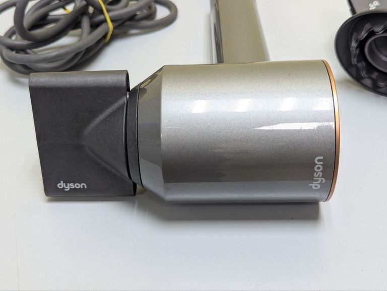 Дешиво Dyson HD07 Supersonic Nickel/Copper (389922-01) с ломбарда