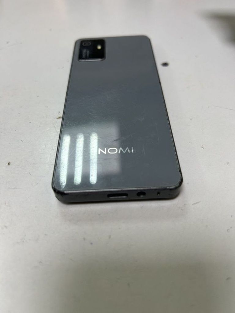 Оголошення Nomi i2860 Б/У