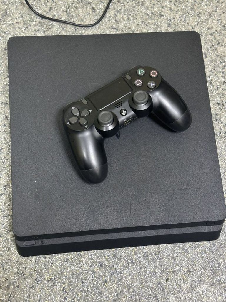 Купить Sony playstation 4 slim 1tb Б/У