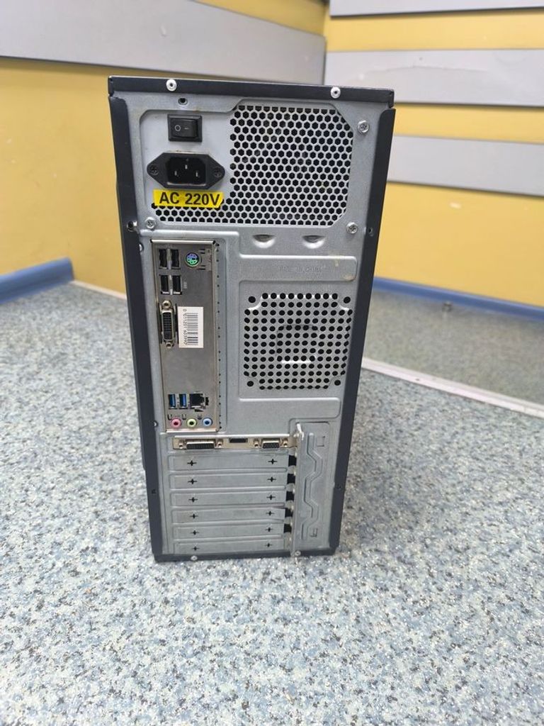 Дешиво Пк intel pentium g4400/ram 8 gb/hdd 1000 gb+відсутній/ssd відсутній+відсутній/nvidia gtx 750 ti (gefor с ломбарда