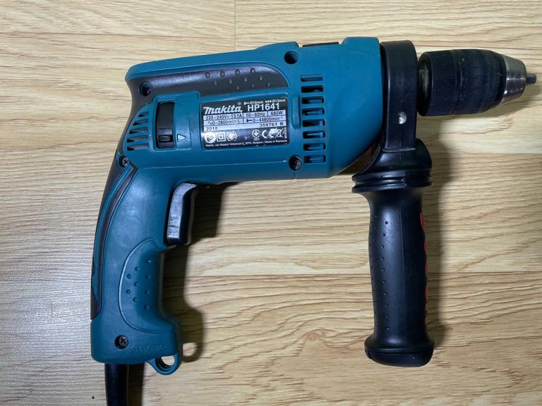 Оголошення Makita hp 1641 Б/У