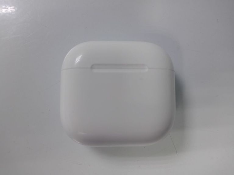 Купити Apple airpods 4 Б/У