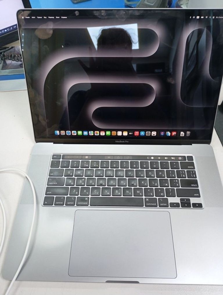 Купить Apple macbook pro a2141/екр 16"/сore i7 2,6ghz/ram16gb/ssd500gb/uhd graphics 630 1536mb Б/У