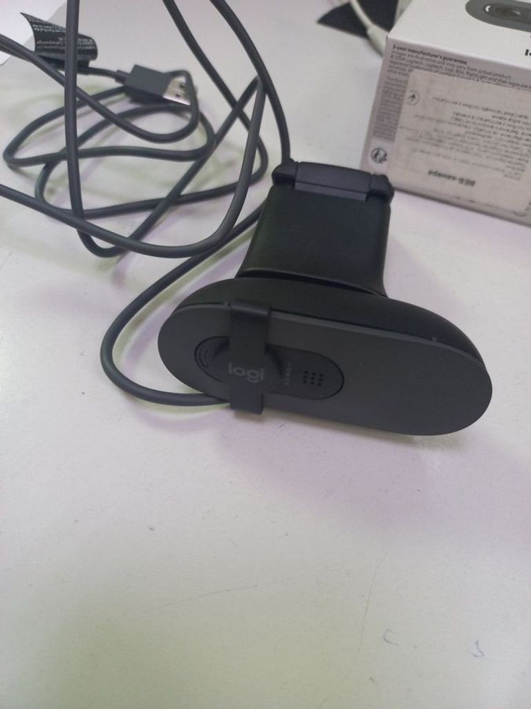 Дешево Logitech brio 100 full hd webcam з ломбарду