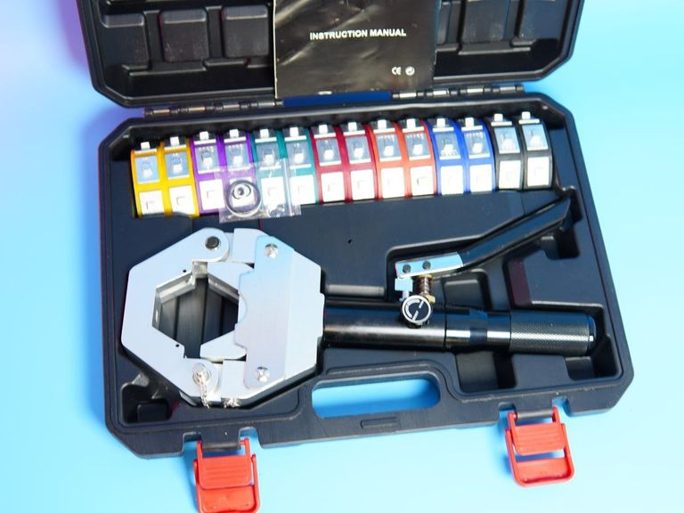 Купити FS-7842 A/C Б/У