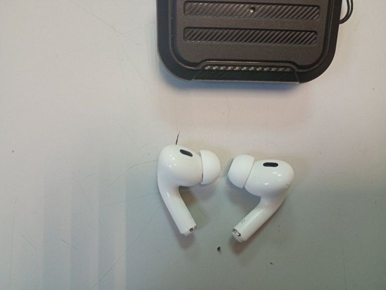 Apple airpods pro 2nd generation with magsafe charging case usb-c Код:01-200770585. Изображение 6