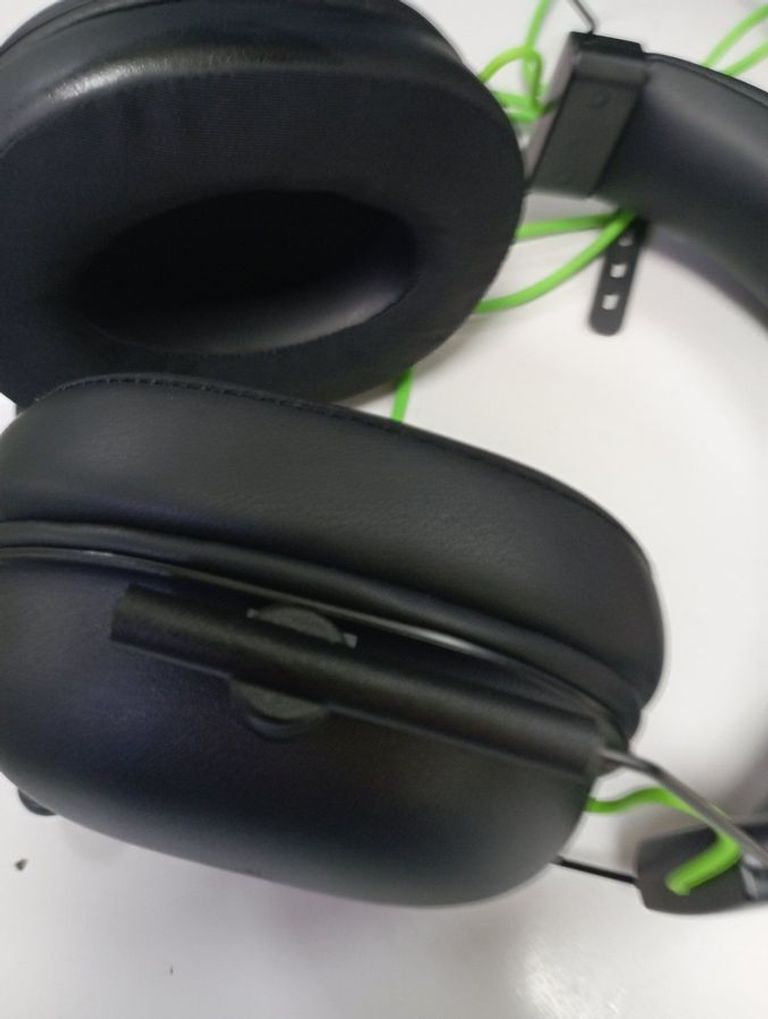 Дешево Razer blackshark v2 x з ломбарду