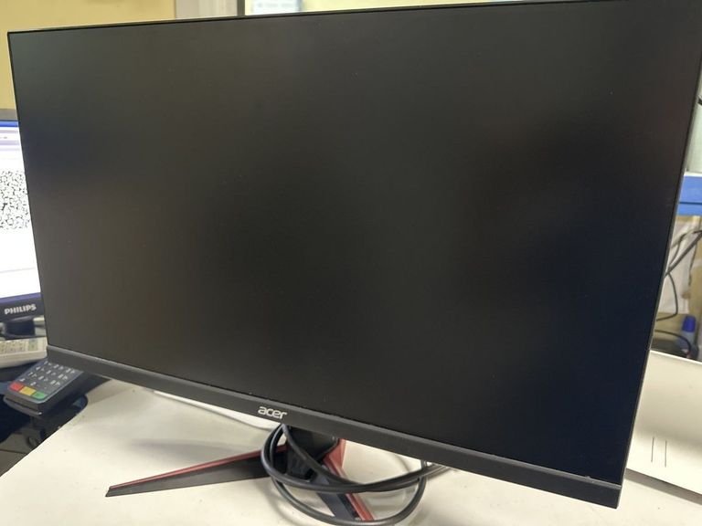 Купить Acer vg240y um.qv0ee.001 Б/У