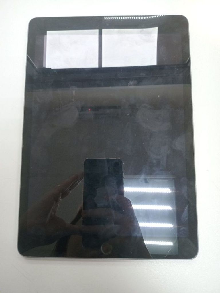 Дешиво Apple ipad 10.2 2021 wi-fi 64gb с ломбарда