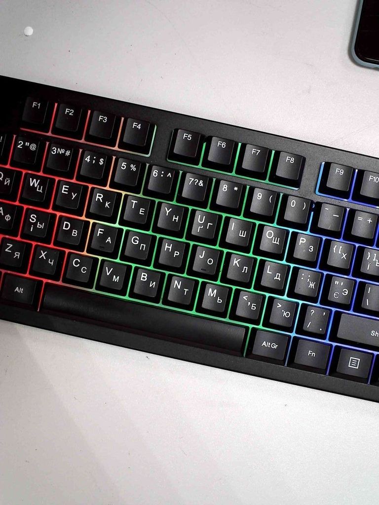 Дешево Aoc gk200 gaming rgb з ломбарду