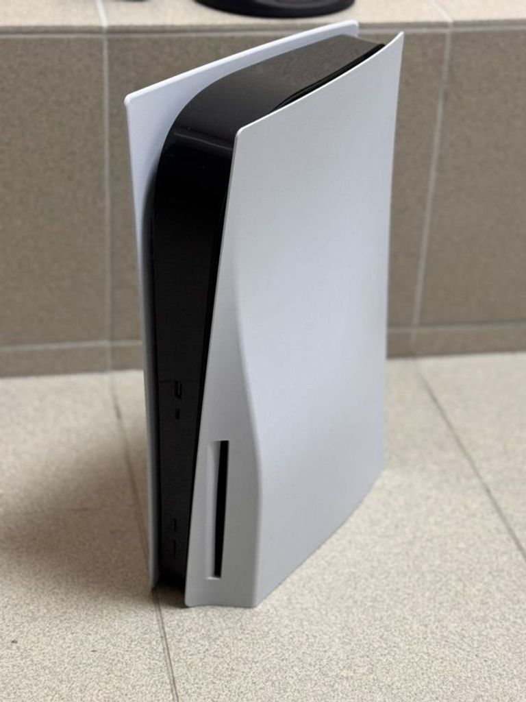 Купити Sony PlayStation 5 825GB Б/У