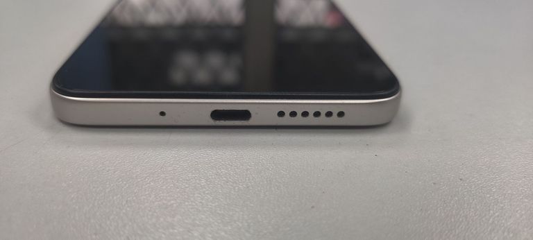 Дешиво Xiaomi redmi 15 4g 8/256gb с ломбарда