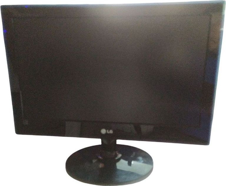 Розпродаж Lg e1940s, продавець Техноскарб