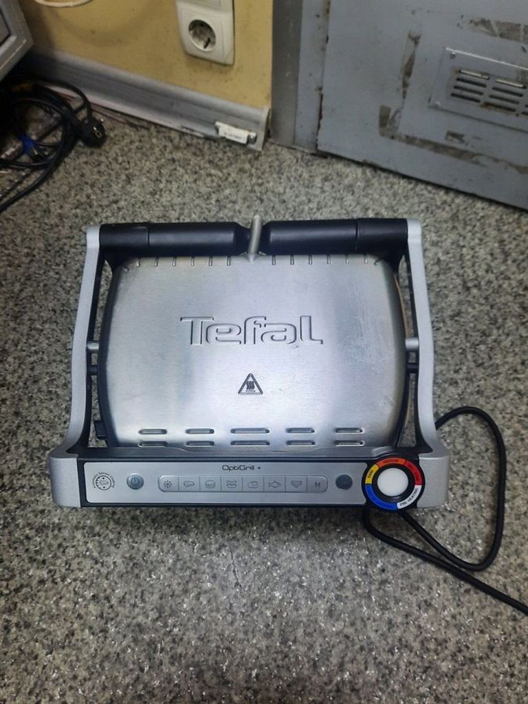 Дешево Tefal OptiGrill+ GC717D10 з ломбарду
