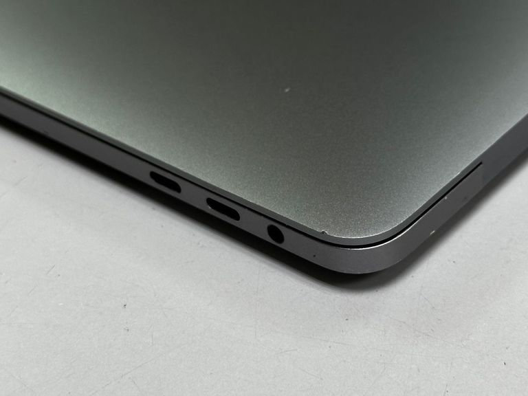 Apple a1706 macbook pro 13,3" core i5 3.1ghz /ram 8gb /ssd 256/ gpu intel iris plus 650 1536mb Код:01-200795626. Изображение 13