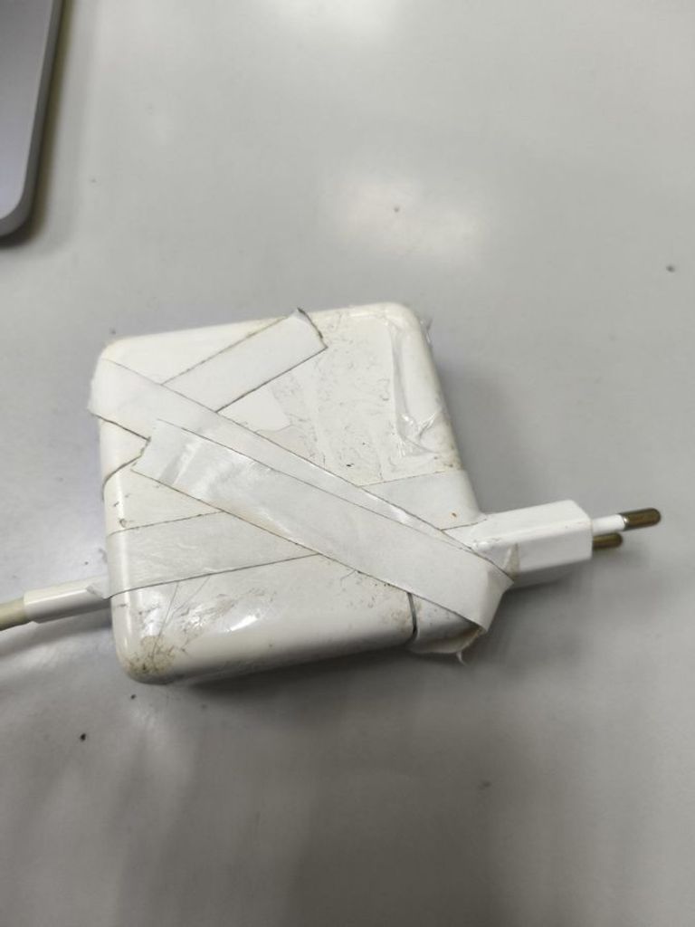 Apple macbook pro 2019 a2159 13,3" core i5 1,4ghz/ram8gb/ssd256gb/intel iris plus graphics 645 Код:01-200612157. Изображение 6