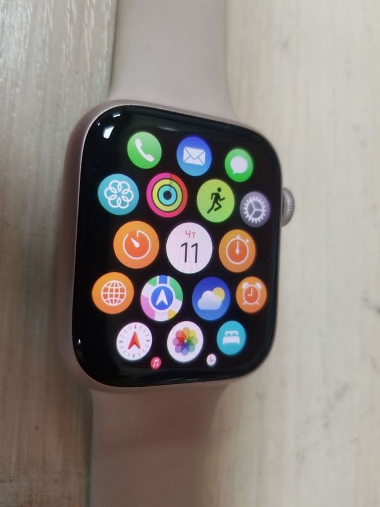 Оголошення Apple watch series 9 gps 45mm aluminum case w. sport band - m/l Б/У