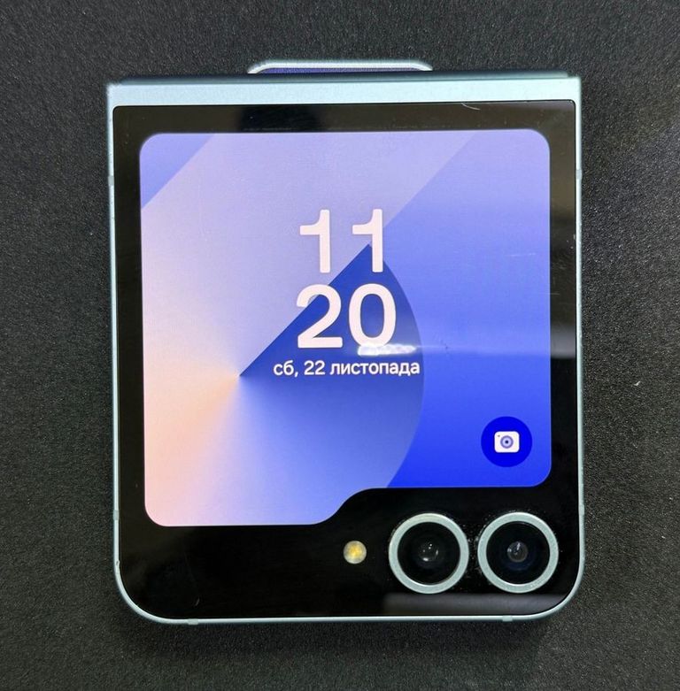 Оголошення Samsung galaxy flip6 12/256gb Б/У