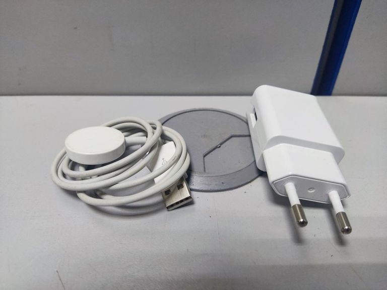 Apple watch se gps 44mm aluminum case a2352 Код:01-200812831. Изображение 9