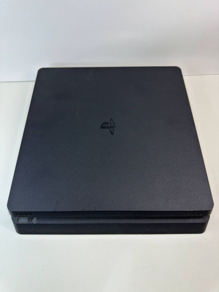 Оголошення Sony PlayStation 4 Slim 1TB Black Б/У