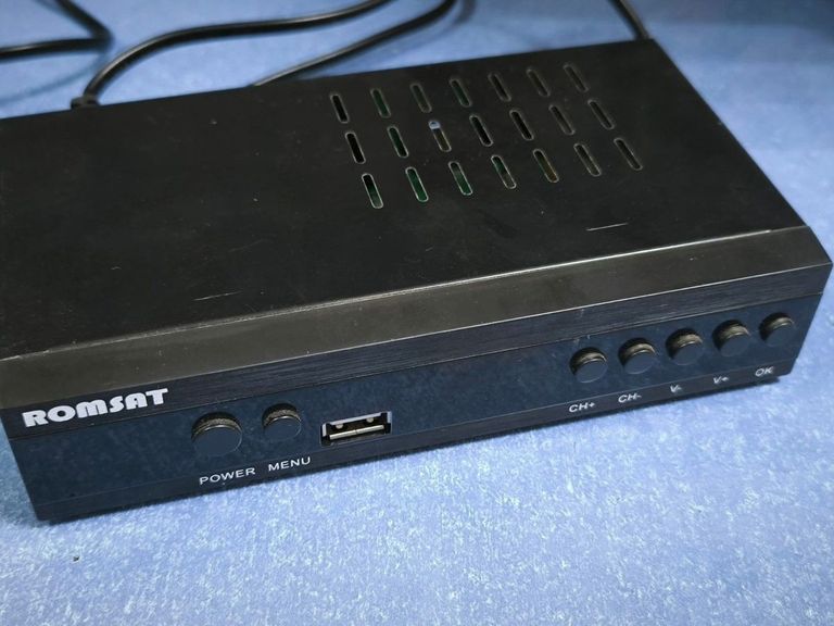 Купити Romsat t7090hd Б/У
