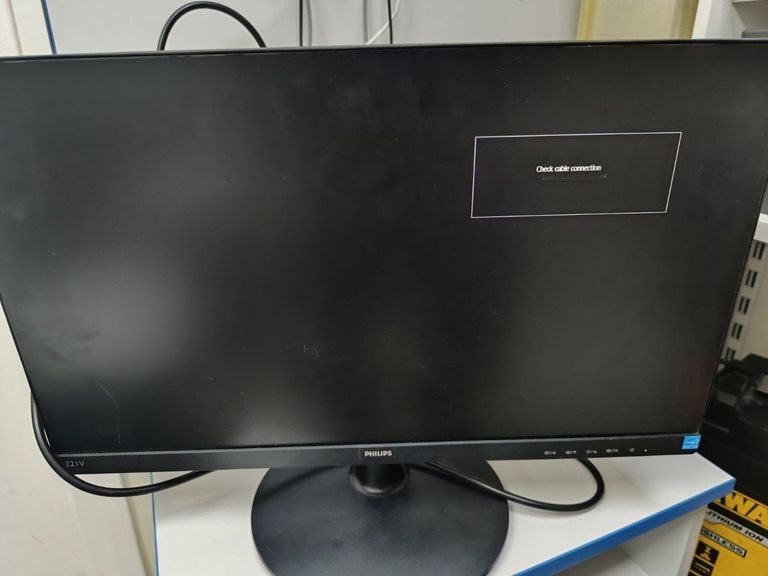 Купити Philips 221v8a/00 Б/У