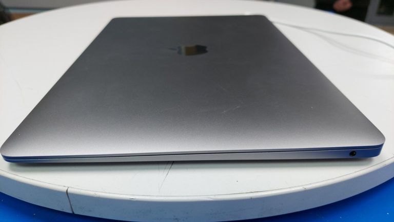 Apple MacBook Air 13'' Late 2020 Код:01-200825483. Изображение 5