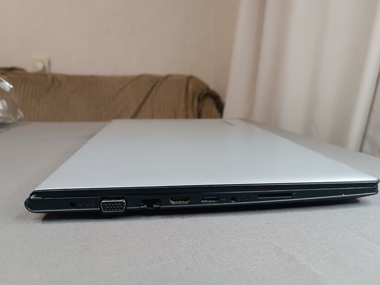 Дешиво Lenovo IdeaPad V310-15ISK (80SY02GLRA) с ломбарда