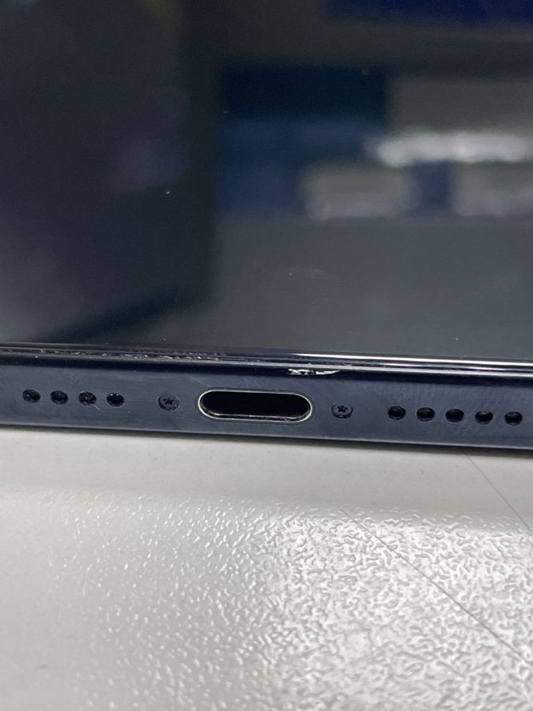 Apple iphone 15 pro max 256gb Код:01-200843430. Изображение 11