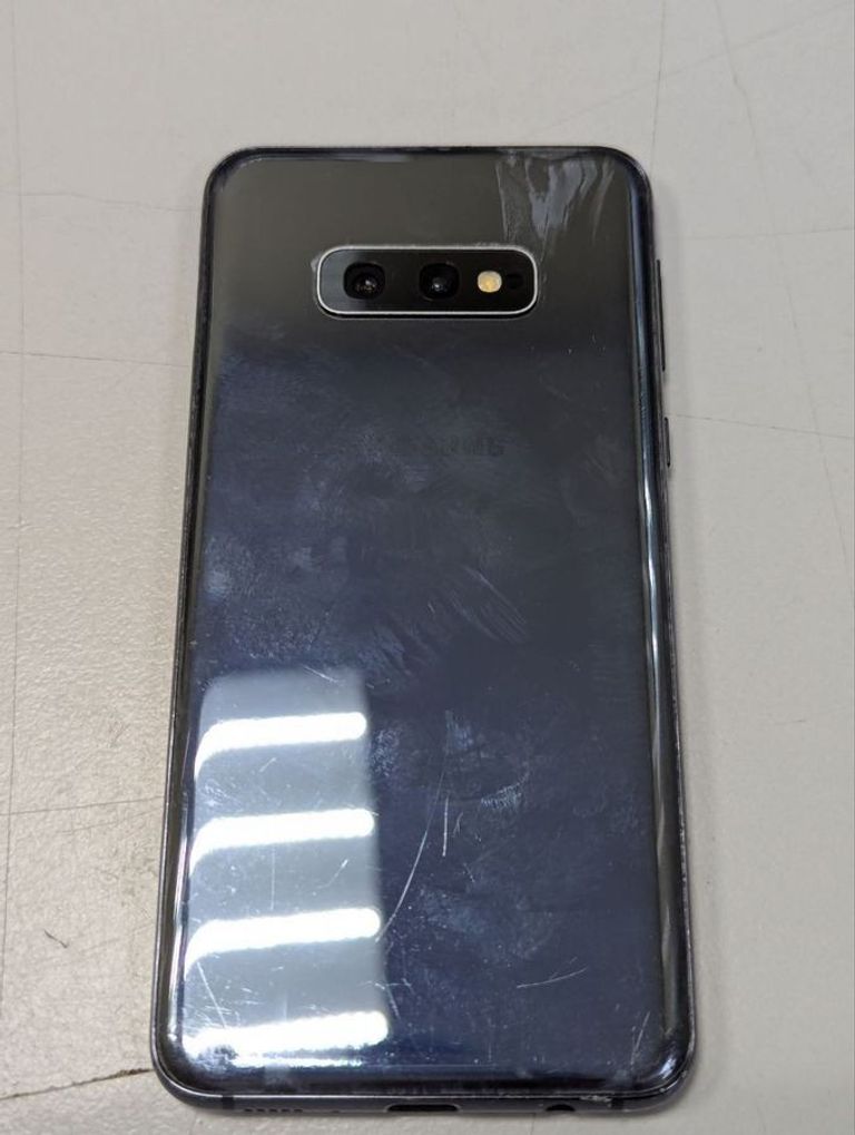 Оголошення Samsung g970f galaxy s10e 6/128gb Б/У