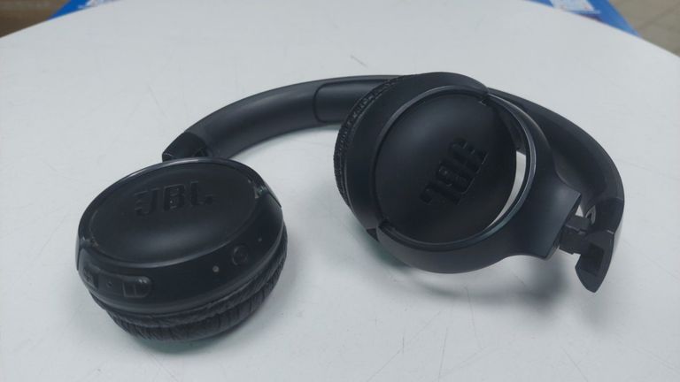 Дешево Jbl tune 520bt з ломбарду