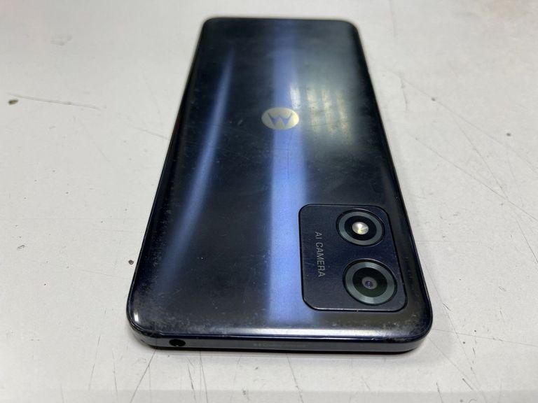 Розпродаж Motorola moto e13 8/128gb xt2345-3, продавець Техноскарб