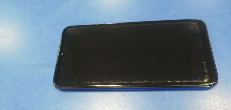 Купити Xiaomi mi play 4/64gb Б/У