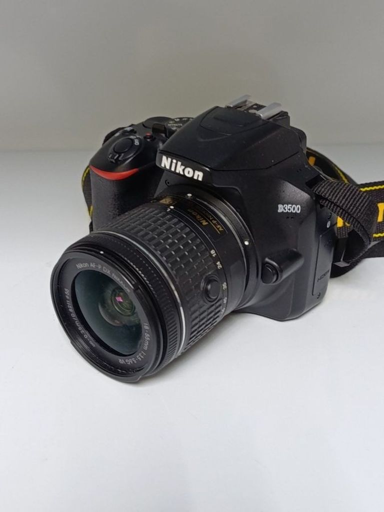 Купити Nikon d3500 + af-p dx 18–55 vr 1:3.5-5.6g Б/У
