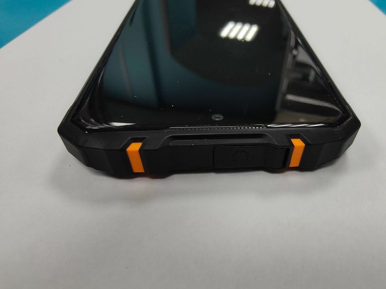 Розпродаж Oukitel WP8 Pro 4/64GB Black, продавець Техноскарб