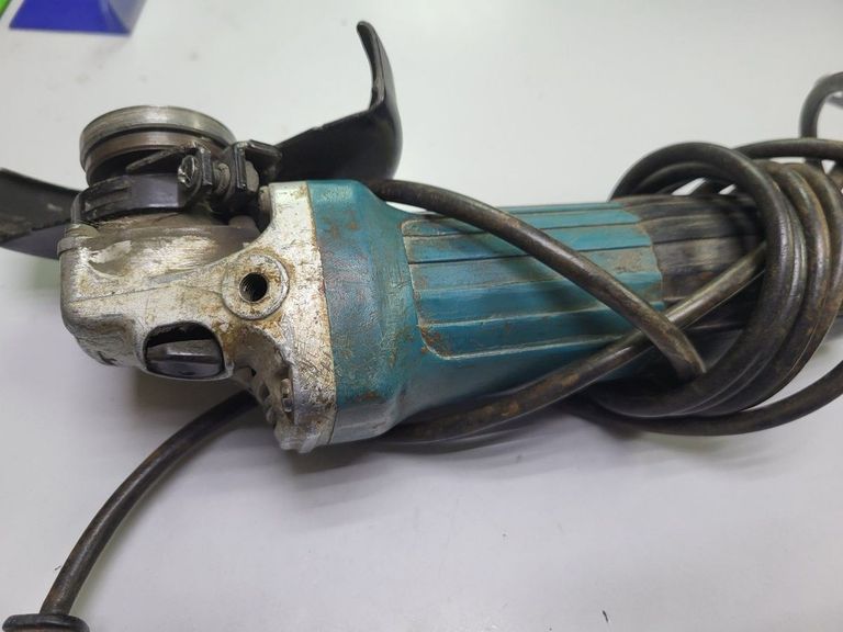 Дешево Makita GA5030R з ломбарду