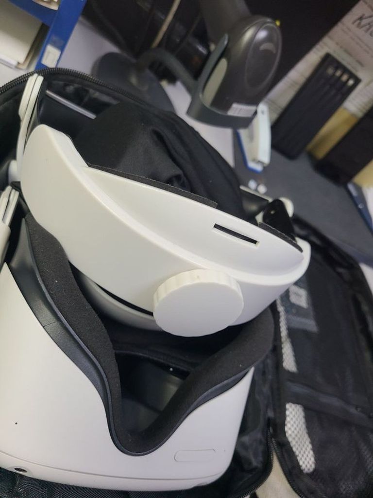 Купити Oculus Quest 2 128 GB Б/У