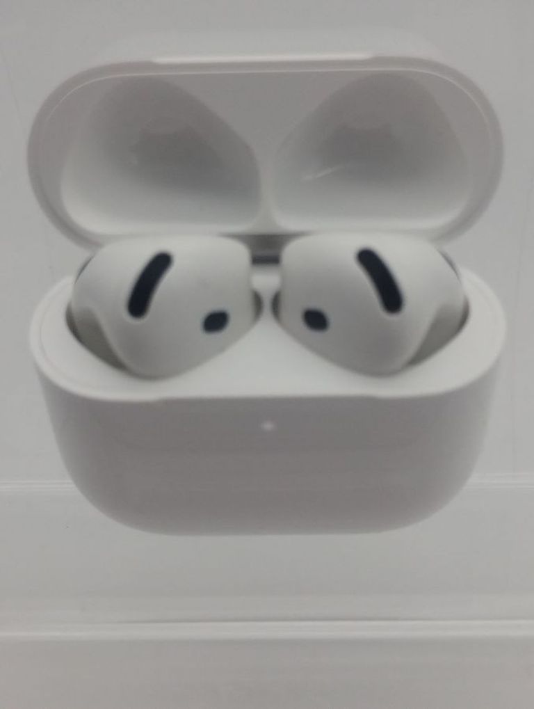 Объявление Apple airpods 4 with active noise cancellation Б/У